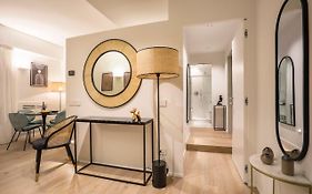 Repubblica Suite I-Hosted By Sweetstay